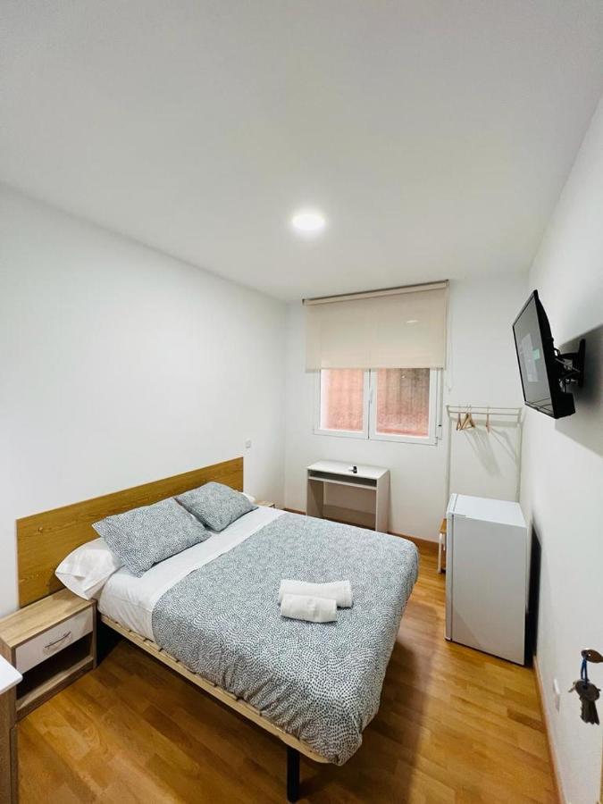 Hospedaje Colonia Vallecas Madrid Extérieur photo